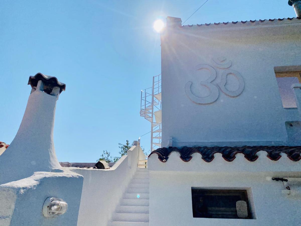 Bed and Breakfast Casa Namaste Porto Columbu - Perd'E Sali Exterior foto
